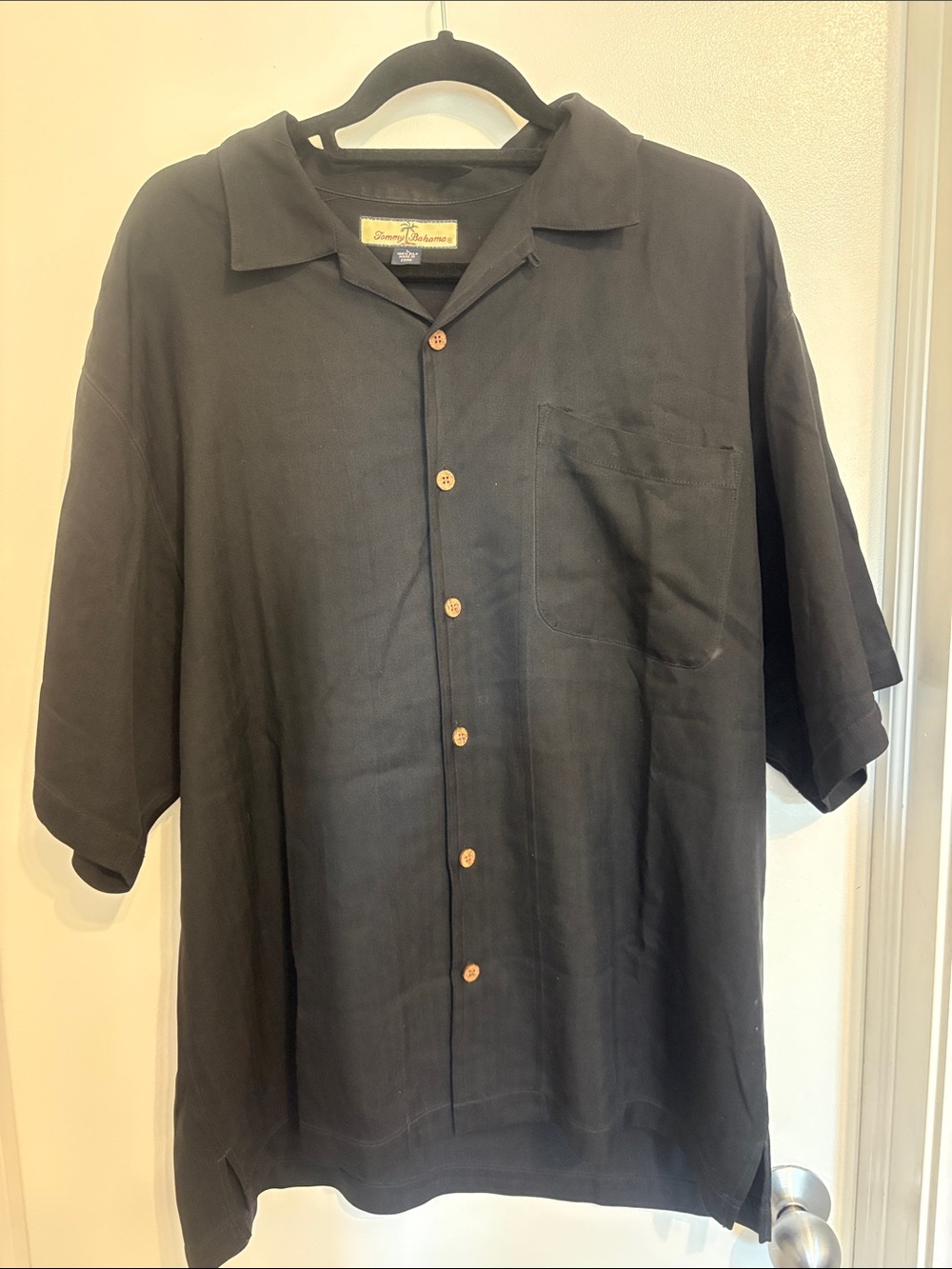 Tommy Bahama Black 100% Silk Short-Sleeve Button-Down Shirt